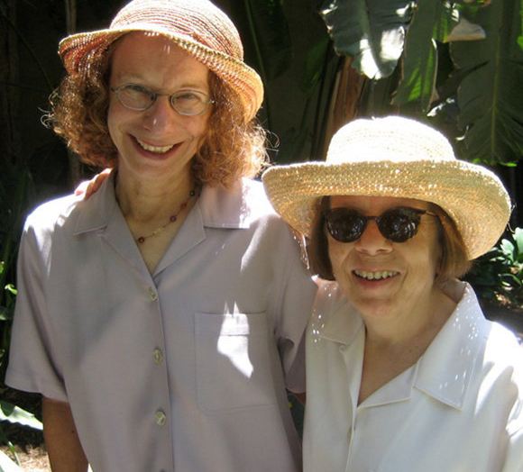 Linda Hunt with her Girlfriend Karen Kline