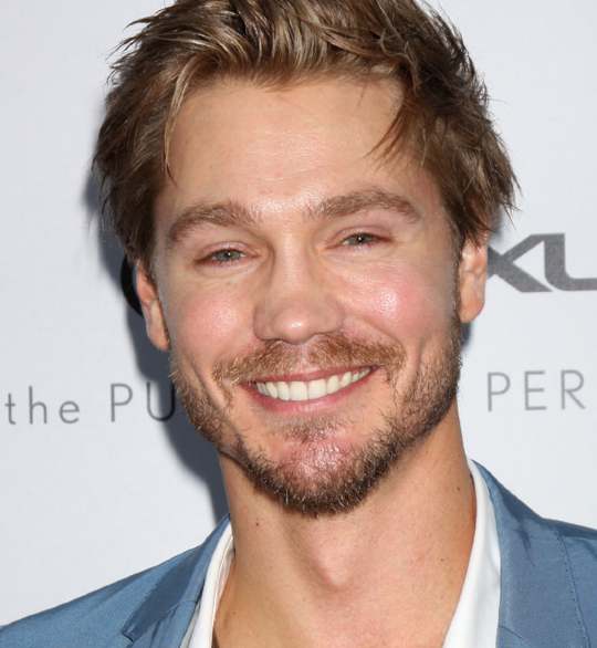 Chad Michael Murray, brother of Sean Murray